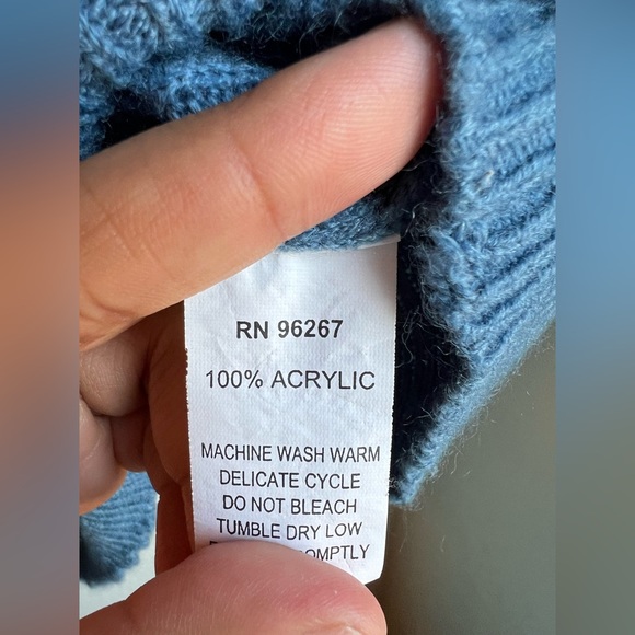 Turtle Bay Button Up Sweater Vest - Picture 5 of 5